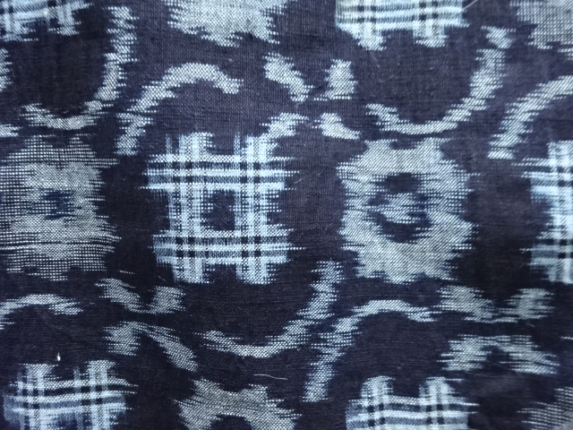  アンティーク　木綿本場久留米絣抽象花模様単衣着物